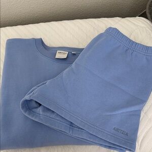 Aritzia Fleece Set